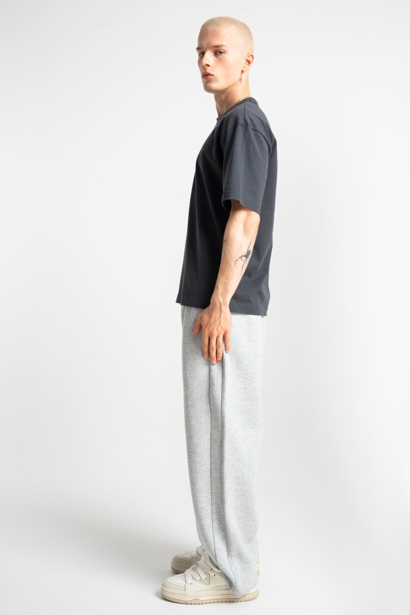 No logo t-shirt grey