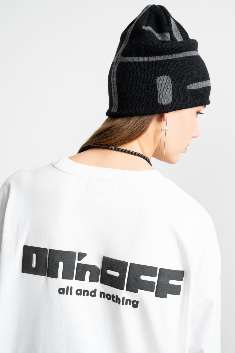 HD logo longsleeve white