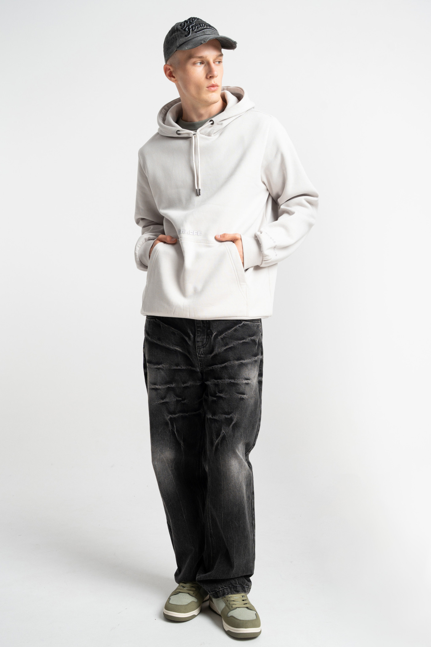 HD claim hoodie light grey
