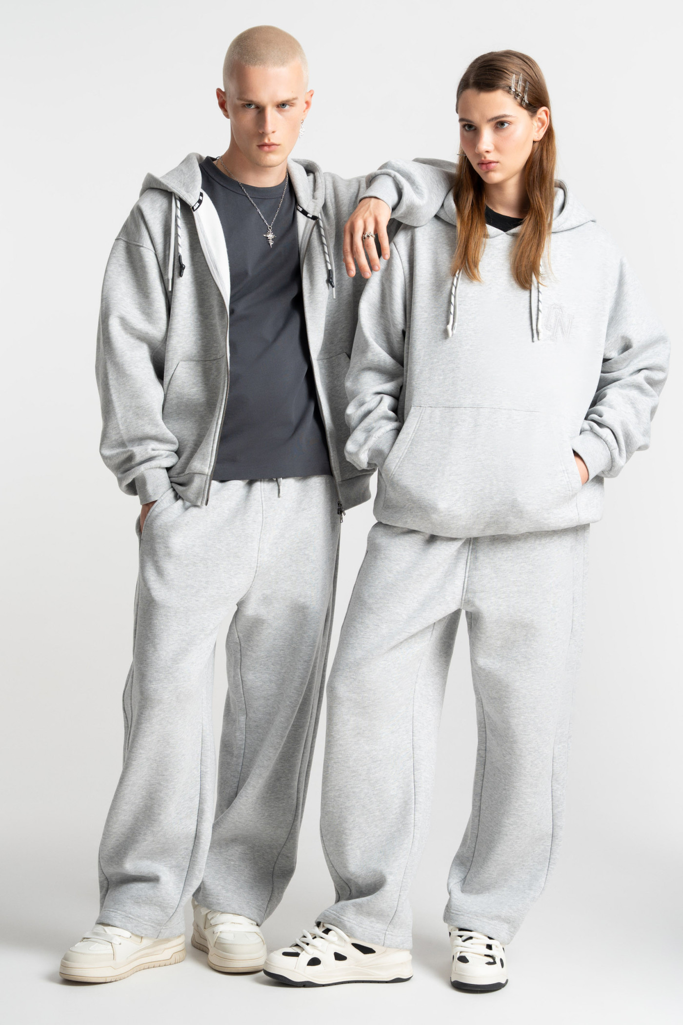 Embroidered logo straight sweatpants grey melange