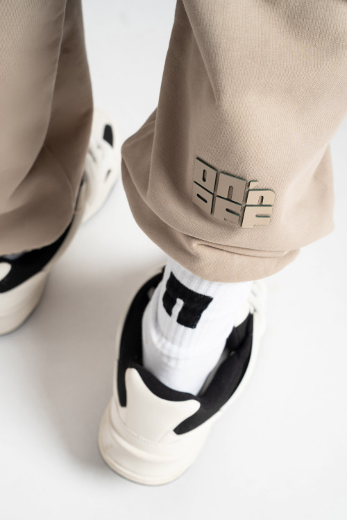 Knitted logo socks white