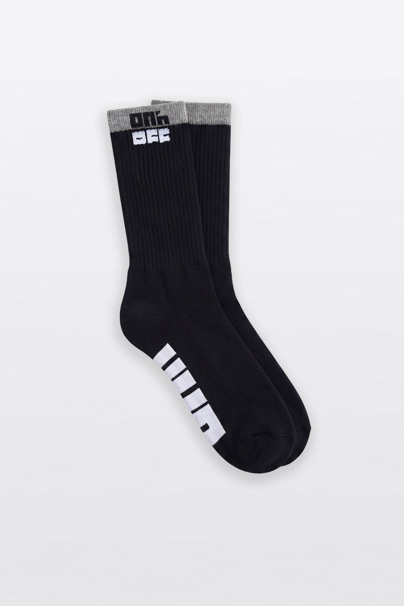 Knitted logo socks black&white