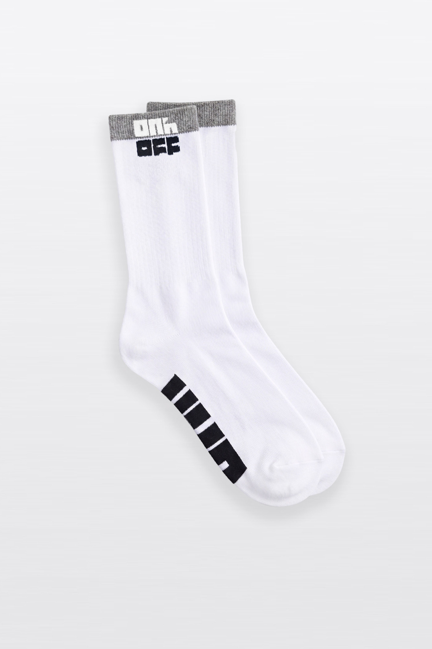 Knitted logo socks black&white